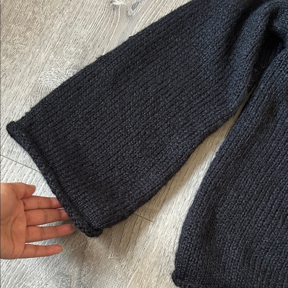 🖤 Cotton On Black Sweater – Size L 🖤 - Picture 4 of 4